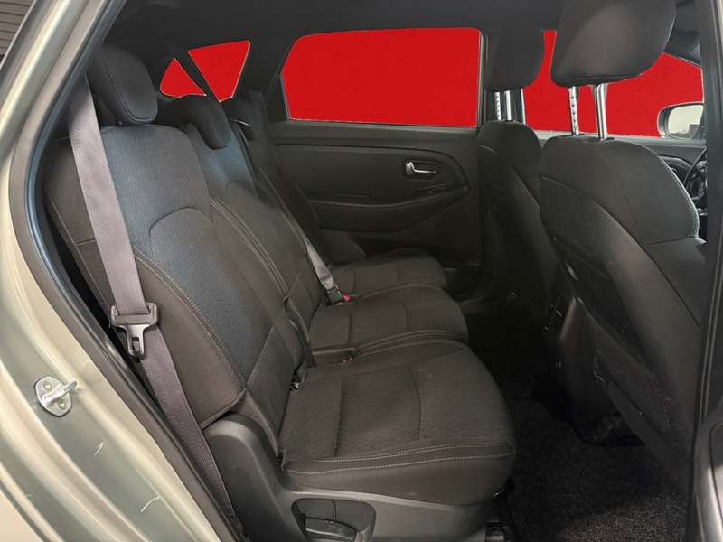 Kia Carens vaihtoauto