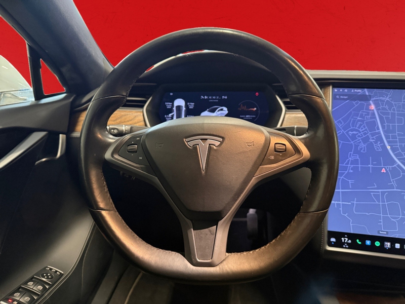 Tesla Model S vaihtoauto