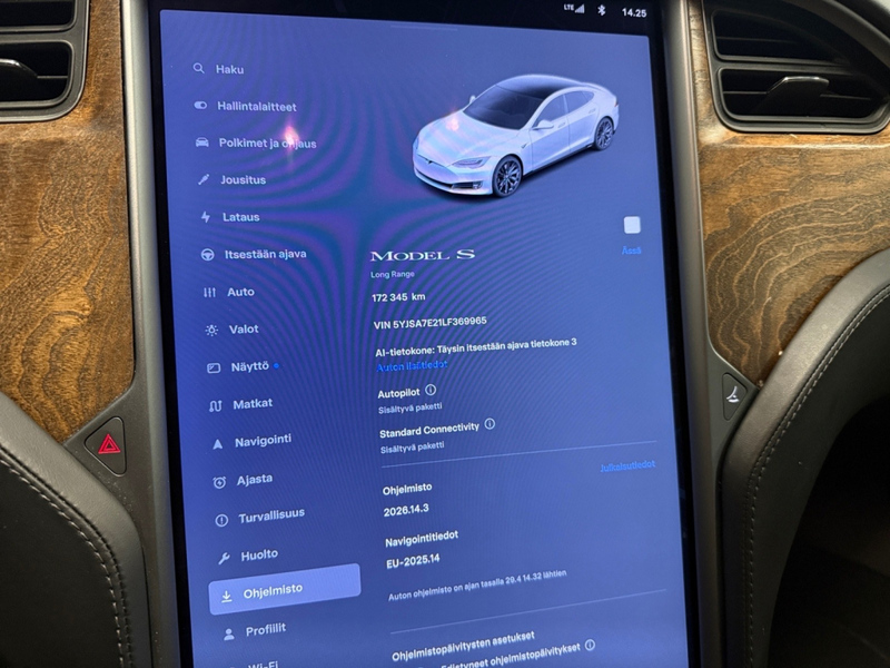 Tesla Model S vaihtoauto