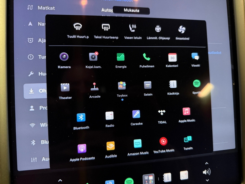 Tesla Model S vaihtoauto