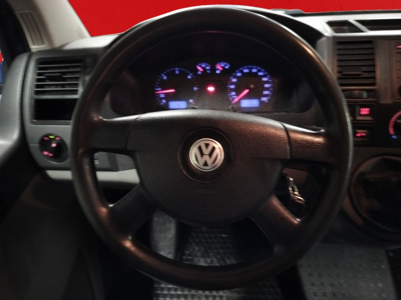 Volkswagen Caravelle vaihtoauto