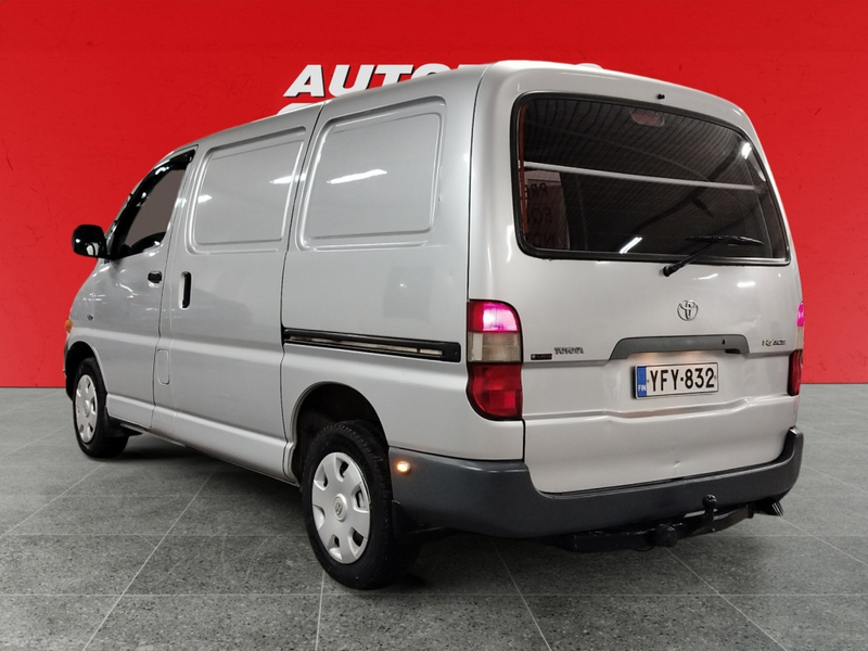 Toyota Hiace vaihtoauto