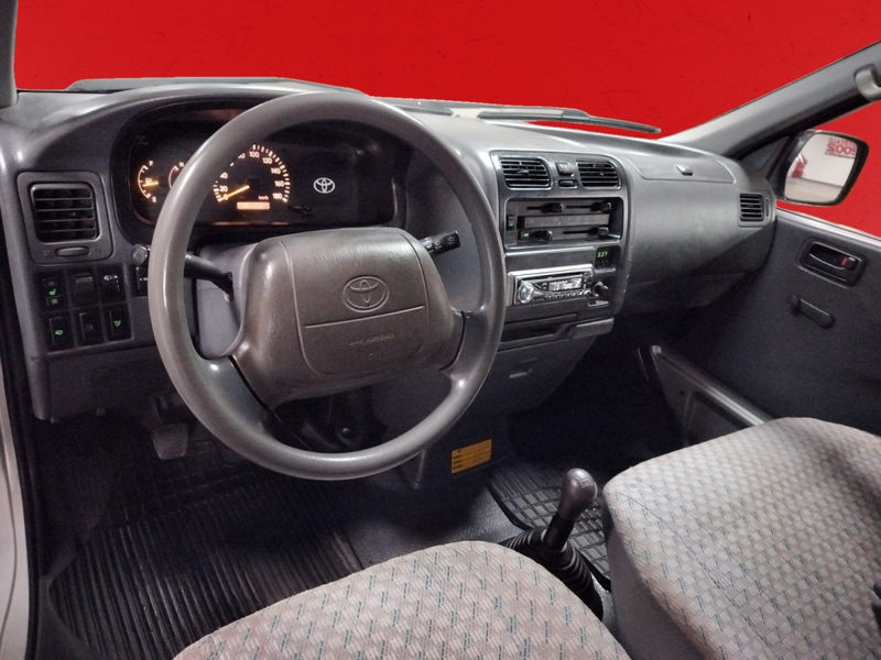 Toyota Hiace vaihtoauto