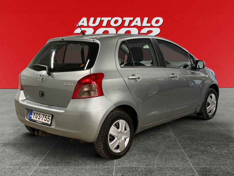 Toyota Yaris vaihtoauto