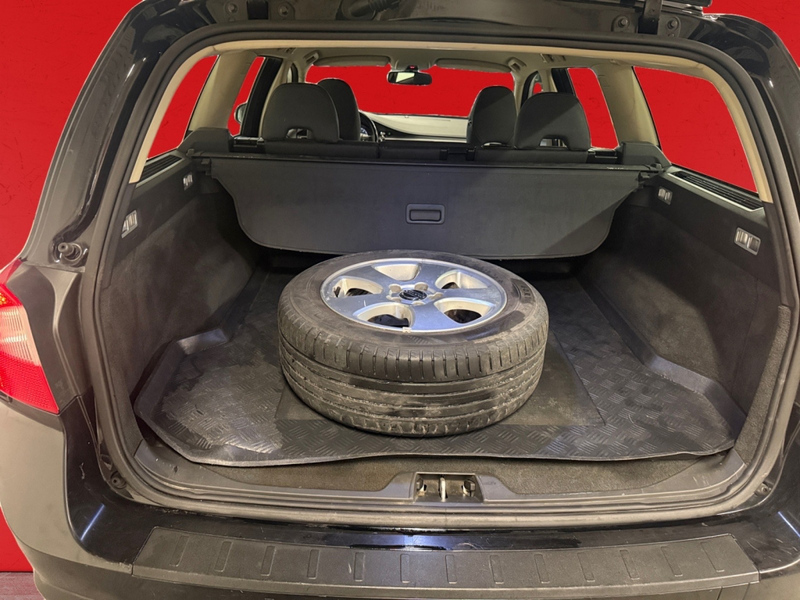 Volvo V70 vaihtoauto