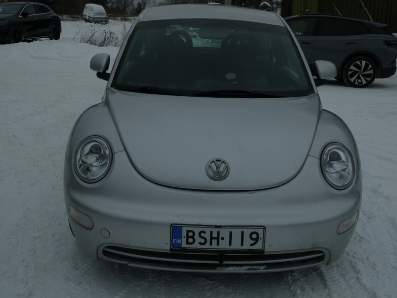 Volkswagen New Beetle vaihtoauto