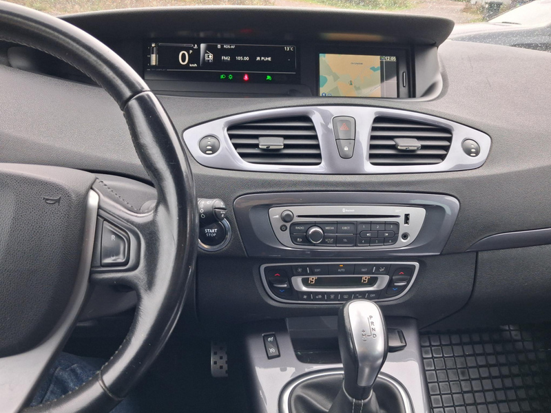 Renault Scénic vaihtoauto