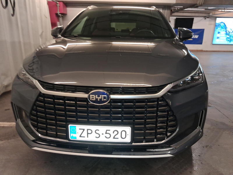 BYD Tang vaihtoauto