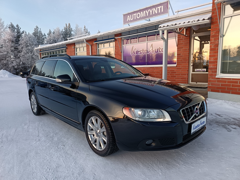 Volvo V70 vaihtoauto