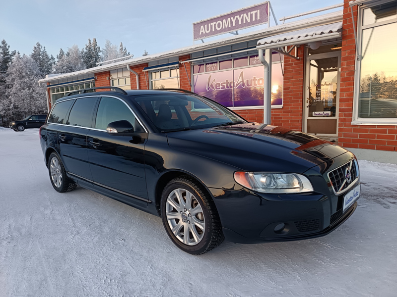Volvo V70 vaihtoauto