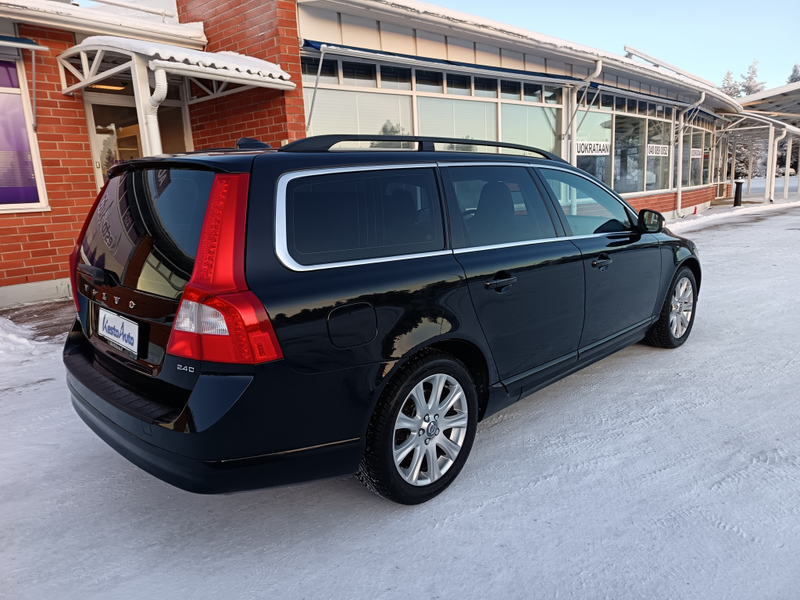 Volvo V70 vaihtoauto