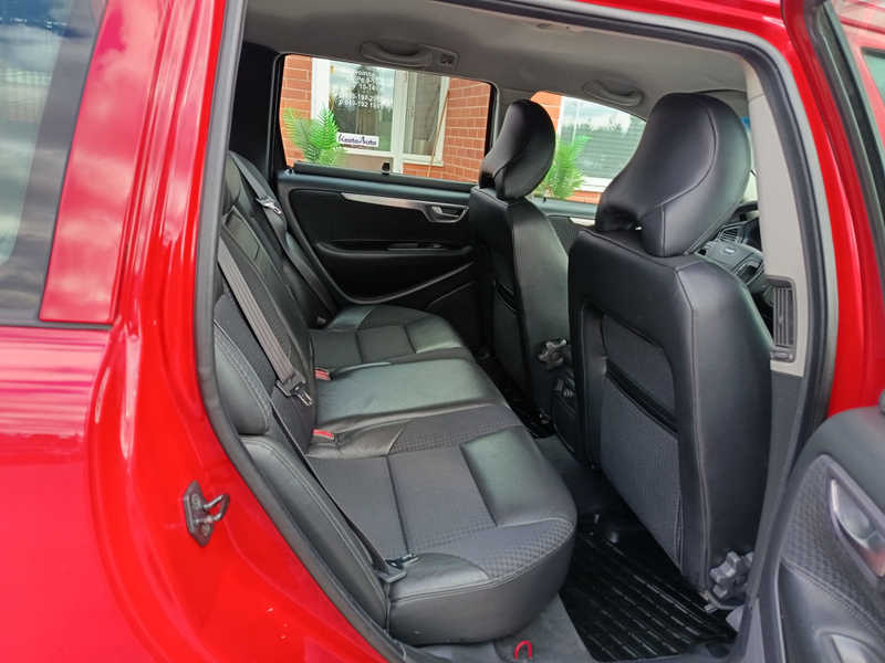 Volvo V70 vaihtoauto