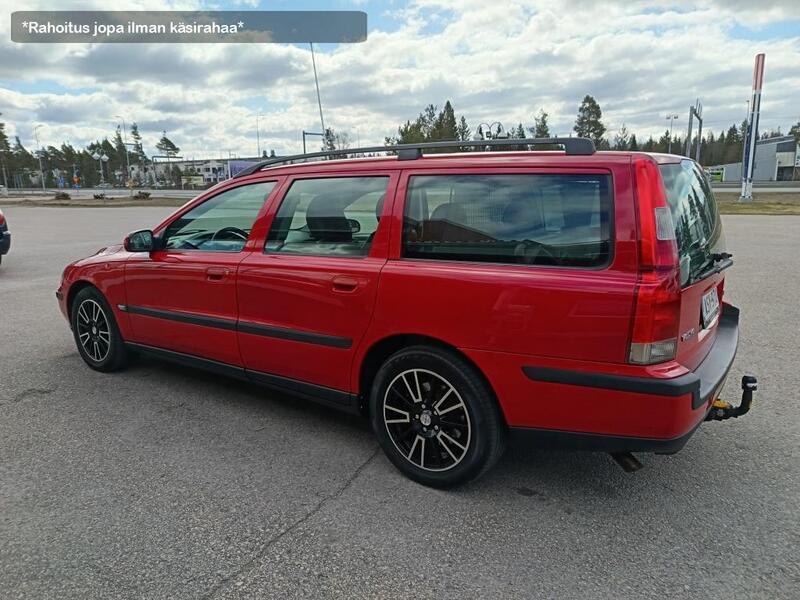 Volvo V70 vaihtoauto