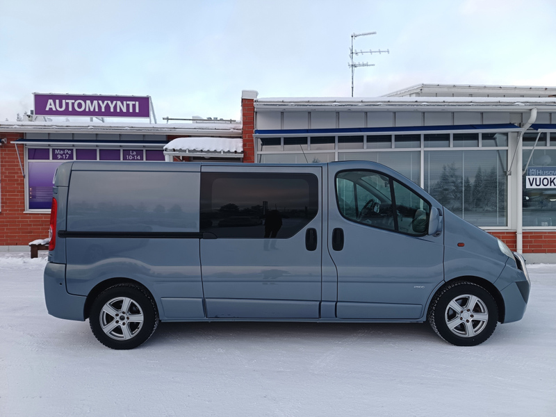 Opel Vivaro vaihtoauto