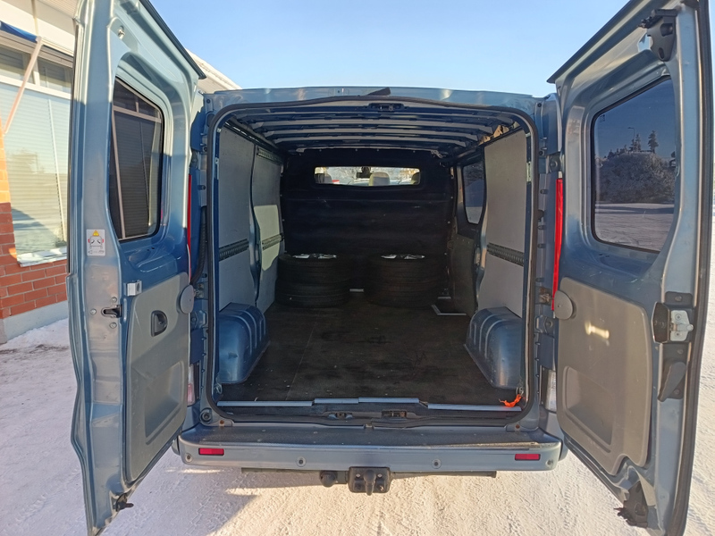 Opel Vivaro vaihtoauto