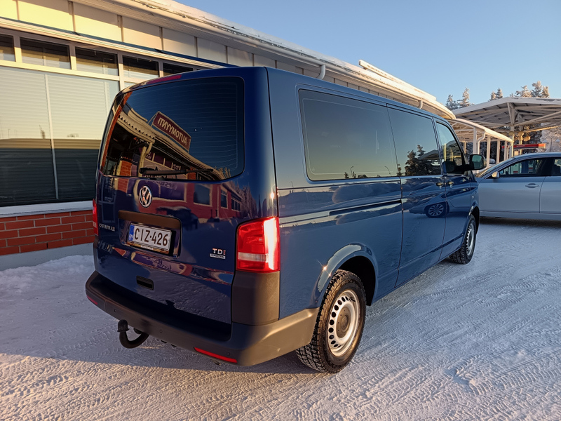 Volkswagen Caravelle vaihtoauto