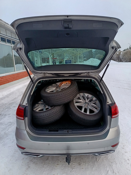 Volkswagen Golf vaihtoauto