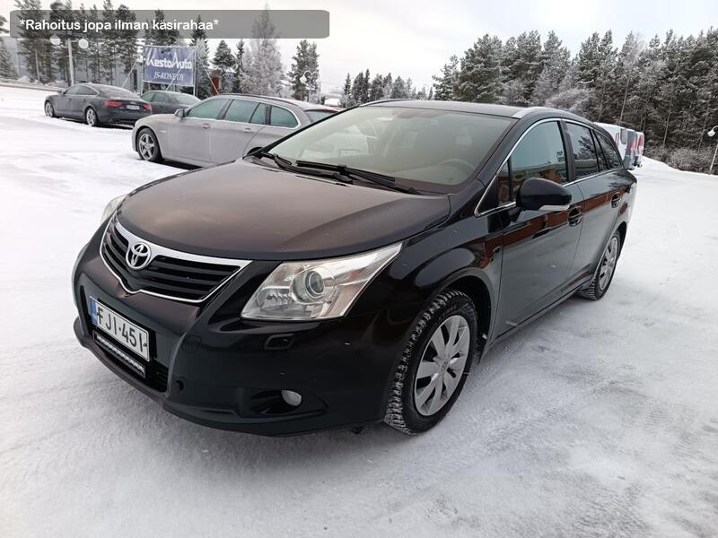 Toyota Avensis vaihtoauto