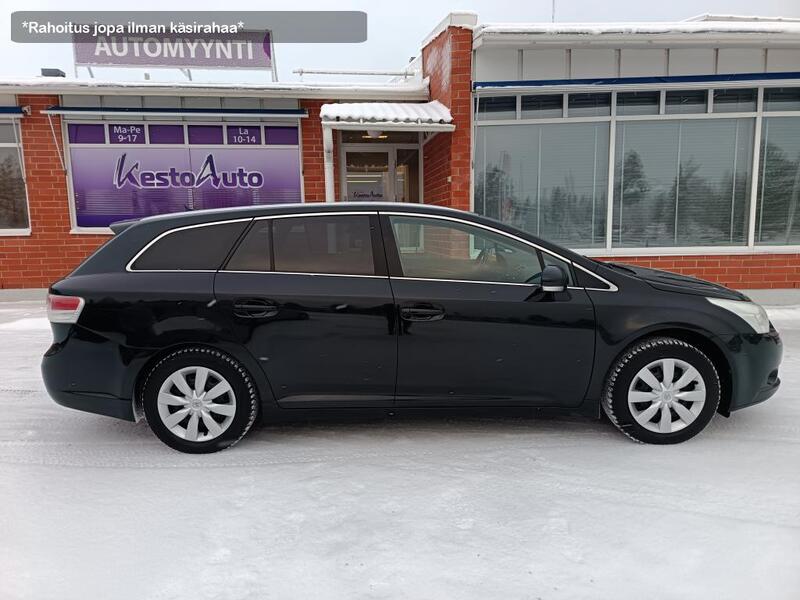 Toyota Avensis vaihtoauto