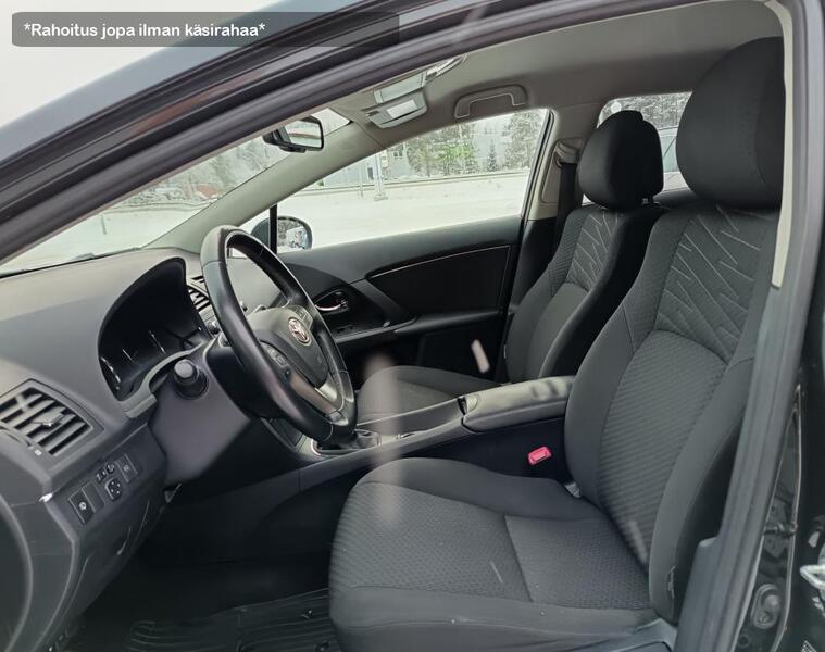 Toyota Avensis vaihtoauto