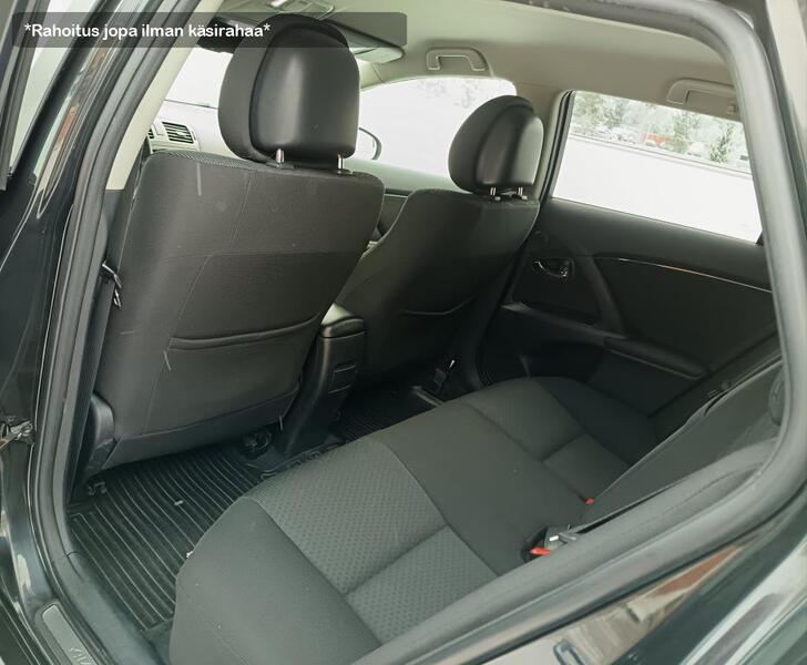 Toyota Avensis vaihtoauto