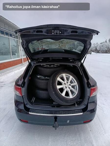 Toyota Avensis vaihtoauto