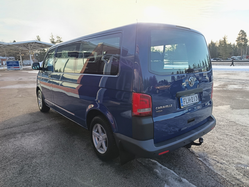 Volkswagen Caravelle vaihtoauto