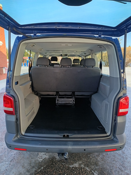Volkswagen Caravelle vaihtoauto