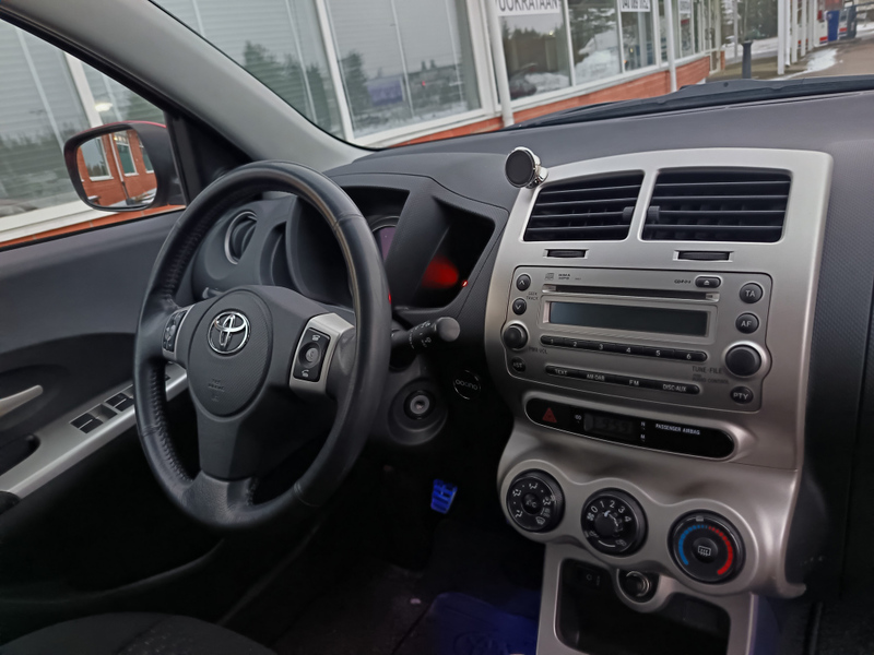 Toyota Urban Cruiser vaihtoauto