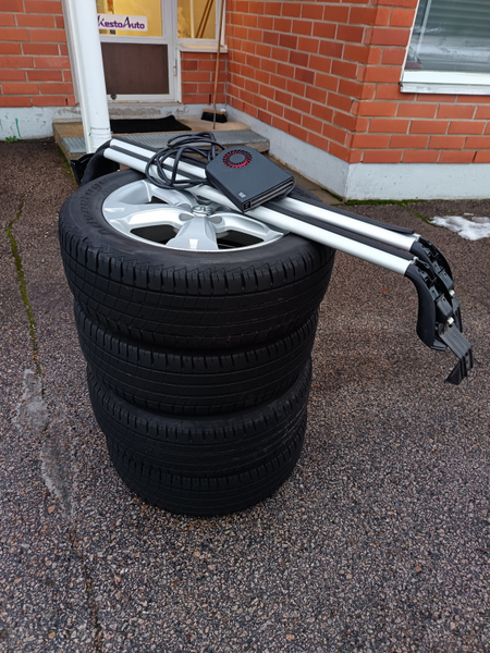 Toyota Urban Cruiser vaihtoauto