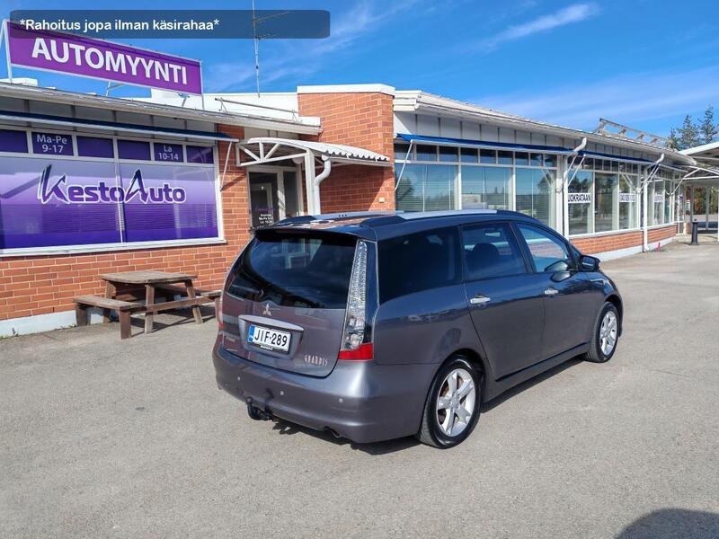 Mitsubishi Grandis vaihtoauto