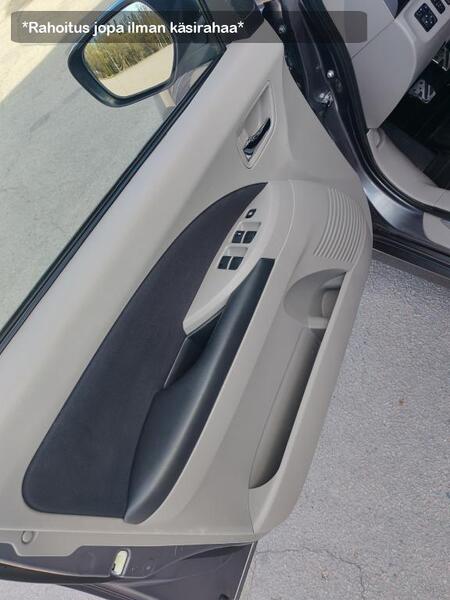 Mitsubishi Grandis vaihtoauto