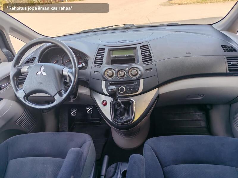 Mitsubishi Grandis vaihtoauto