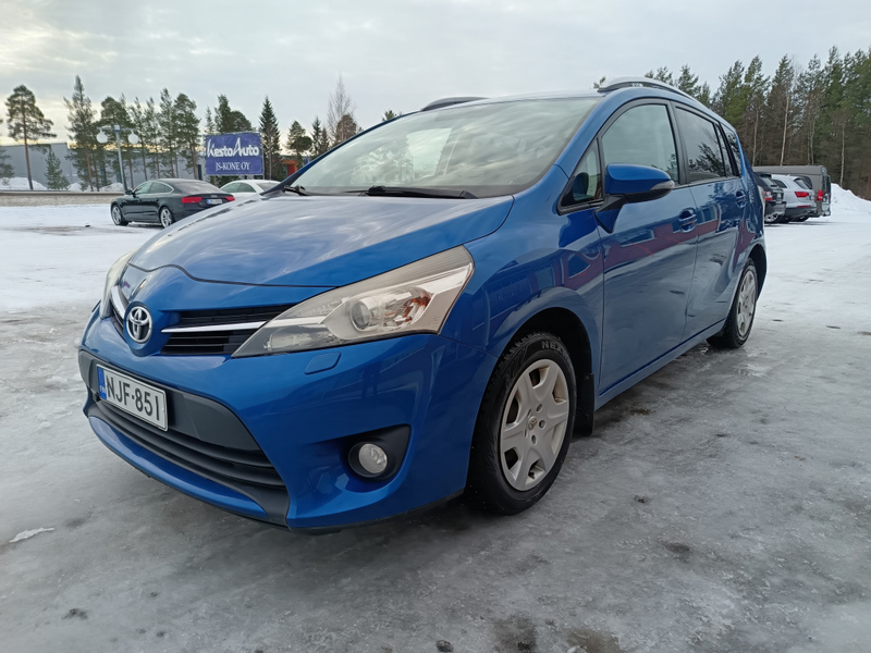 Toyota Verso vaihtoauto
