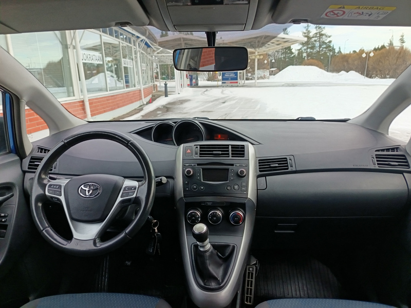 Toyota Verso vaihtoauto