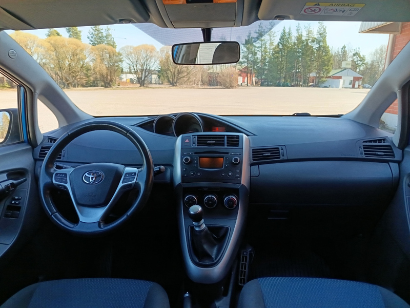 Toyota Verso vaihtoauto