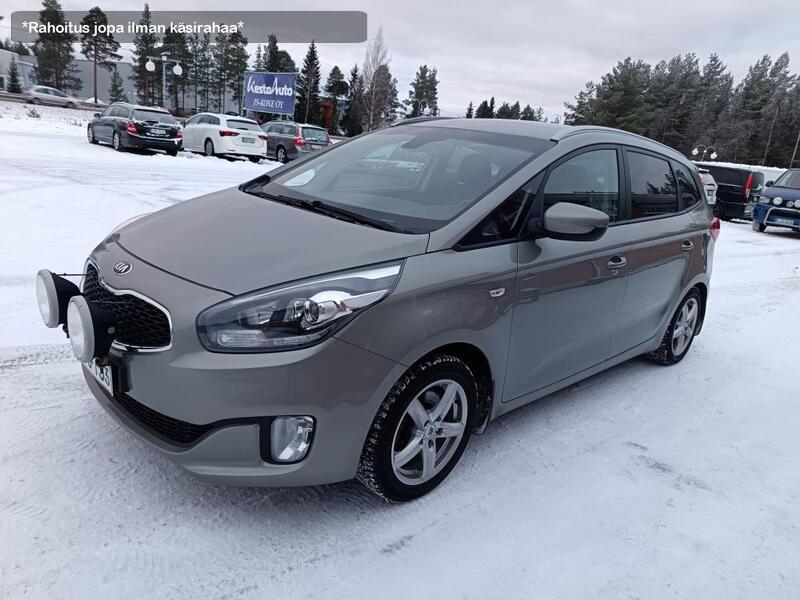 Kia Carens vaihtoauto