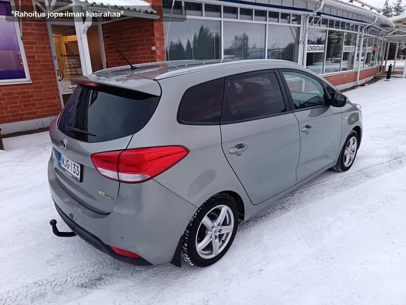 Kia Carens vaihtoauto