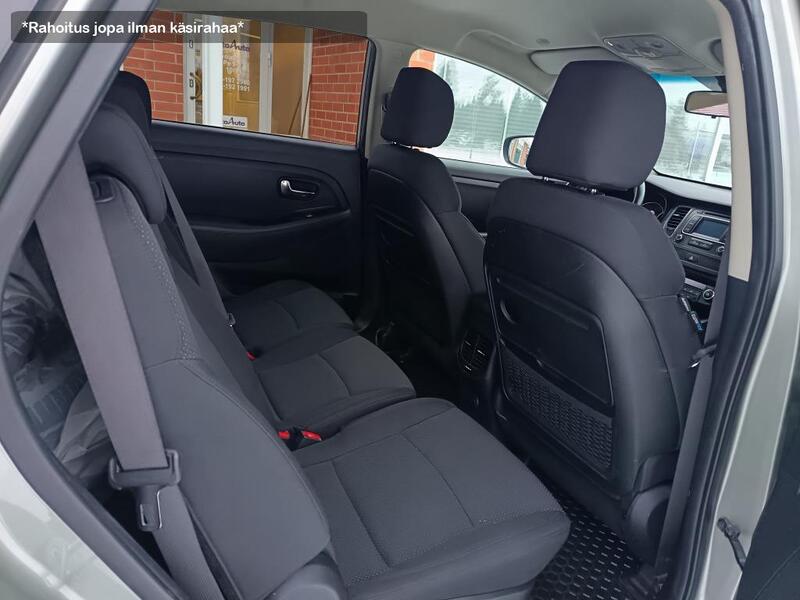 Kia Carens vaihtoauto