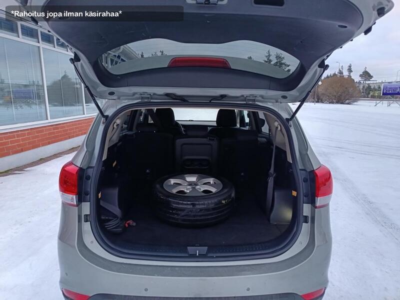 Kia Carens vaihtoauto