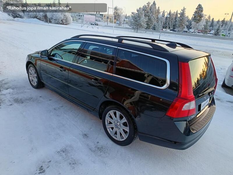 Volvo V70 vaihtoauto