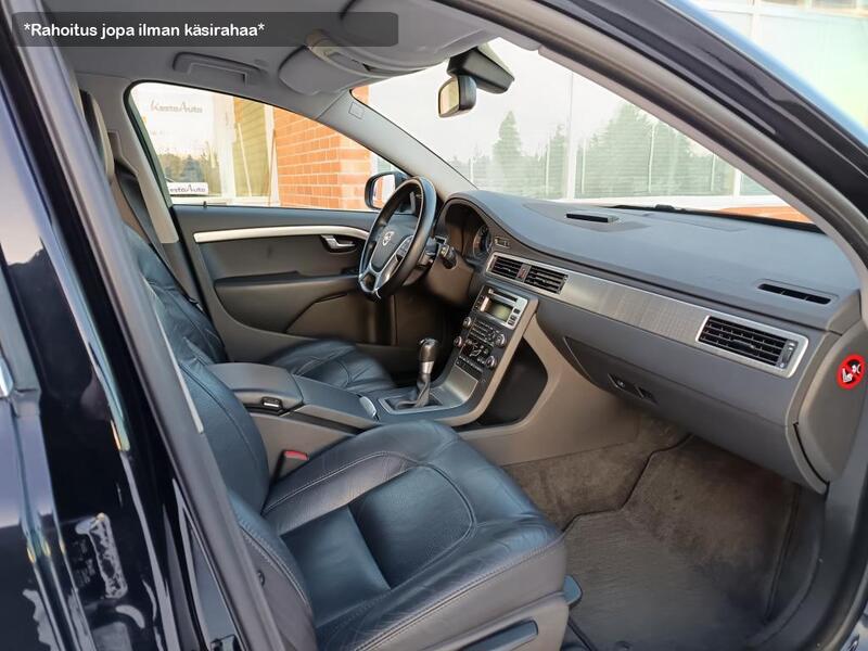 Volvo V70 vaihtoauto