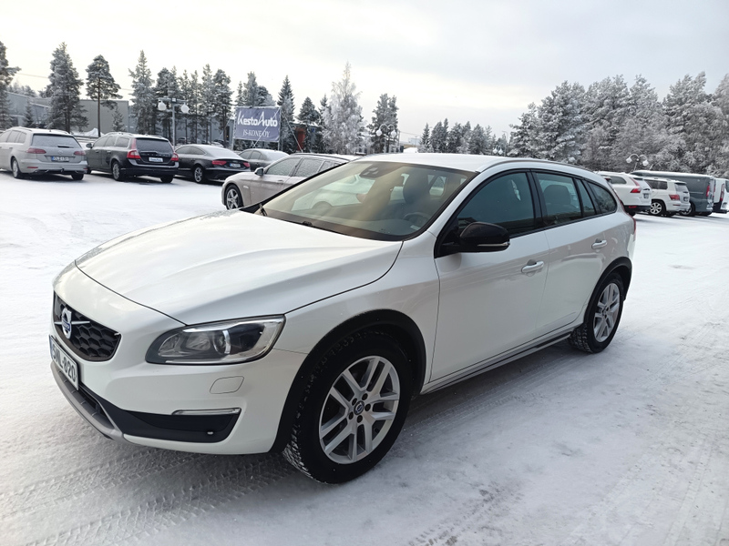 Volvo V60 Cross Country vaihtoauto