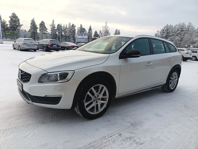 Volvo V60 Cross Country vaihtoauto