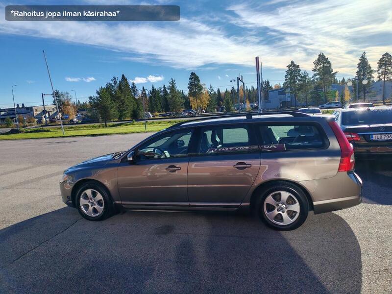 Volvo V70 vaihtoauto