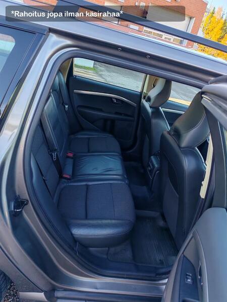 Volvo V70 vaihtoauto