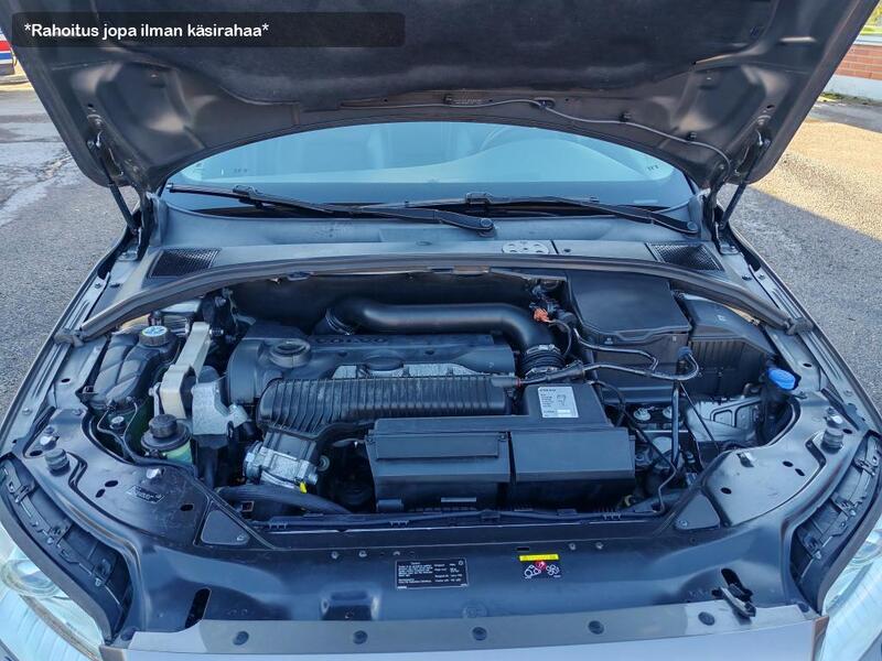 Volvo V70 vaihtoauto