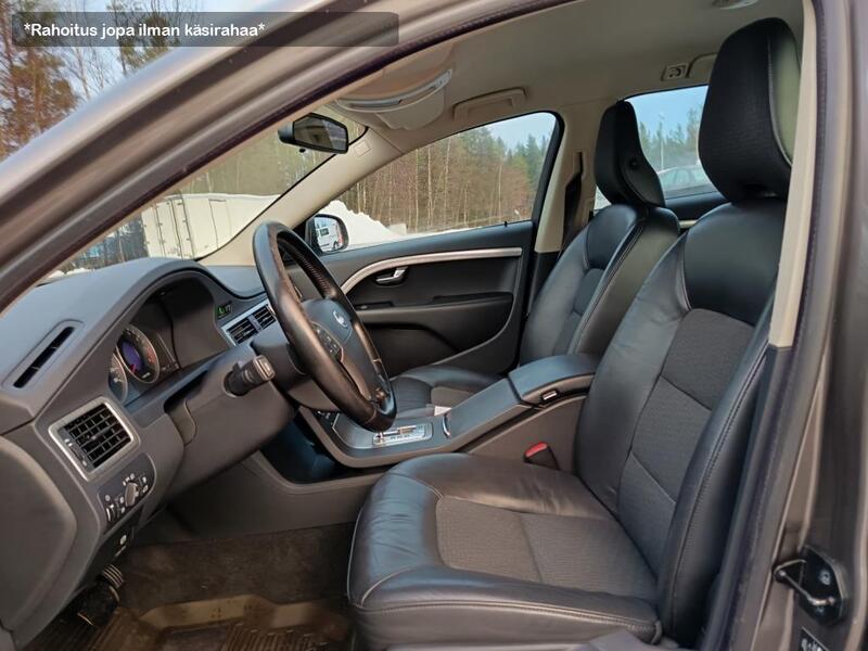 Volvo V70 vaihtoauto