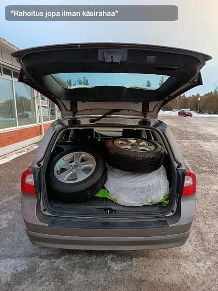 Volvo V70 vaihtoauto