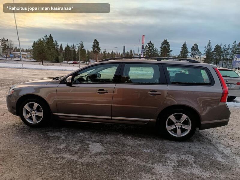 Volvo V70 vaihtoauto